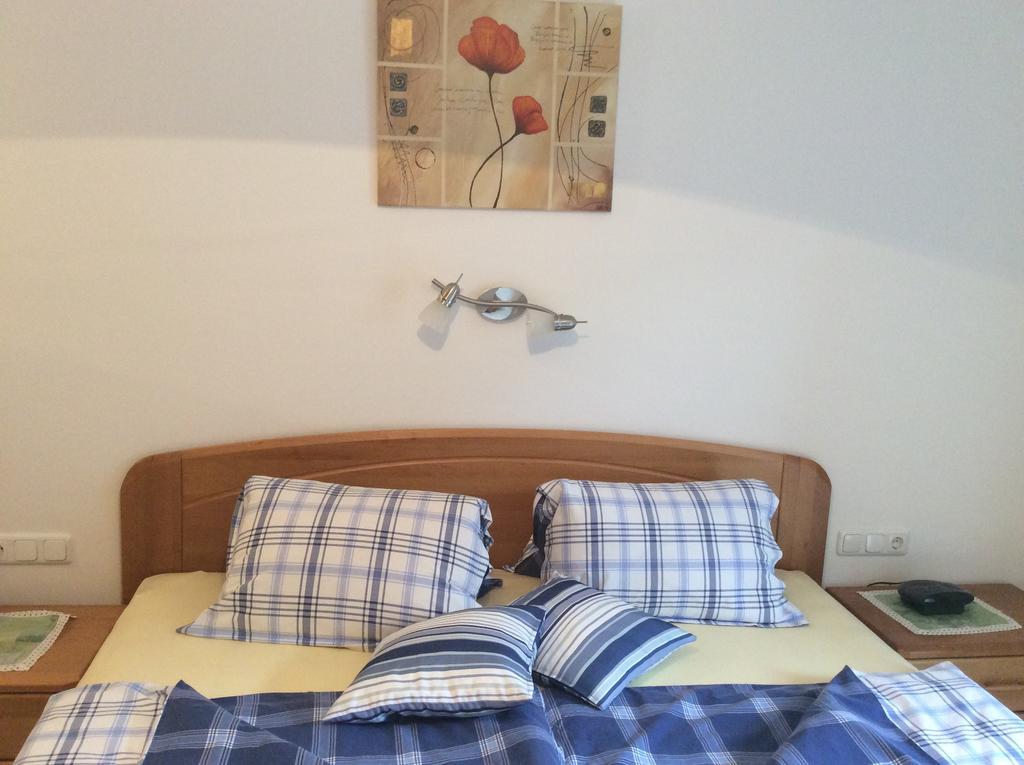 Haus Eder Burgi Hotel Nikolsdorf Room photo